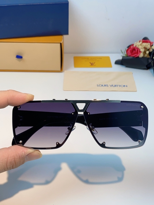 ルイヴィトンサングラス内部構造